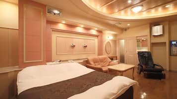 Ropa de cama de alta calidad, edredón y minibar