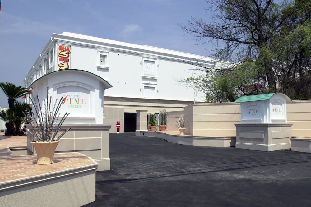 Hotel Fine Garden Matsuyama