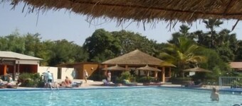 Holiday Beach Club Hotel