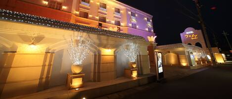 Front of property - evening/night