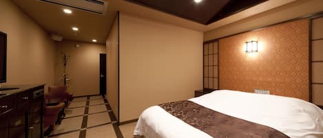 Individually decorated, individually furnished, free WiFi, bed sheets