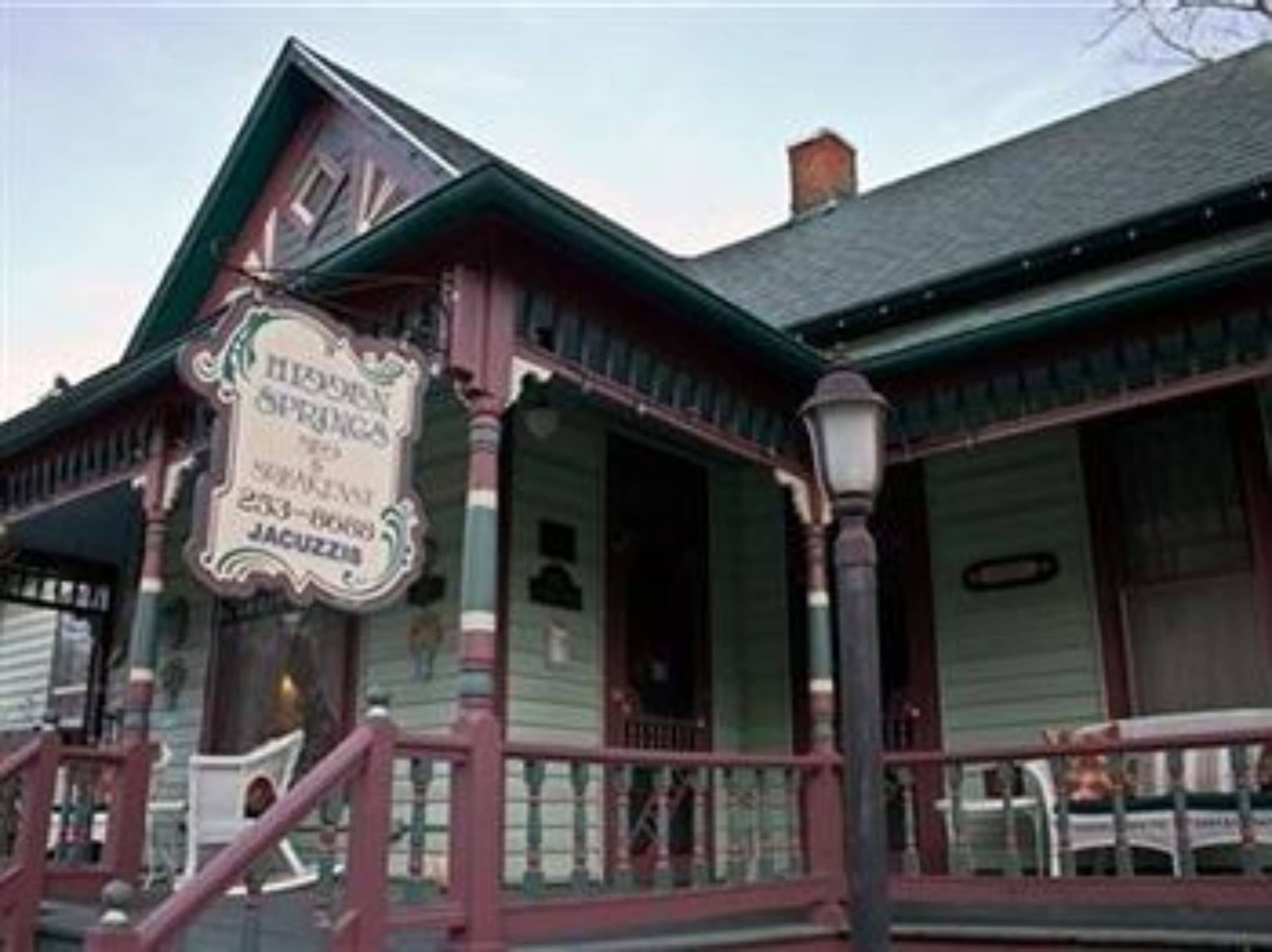 A historic building with a sign reading "Historic Springs."