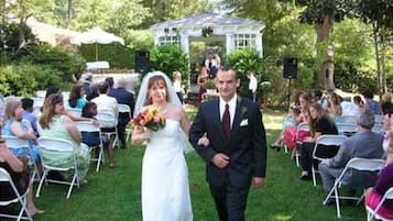 Tempat pernikahan outdoor