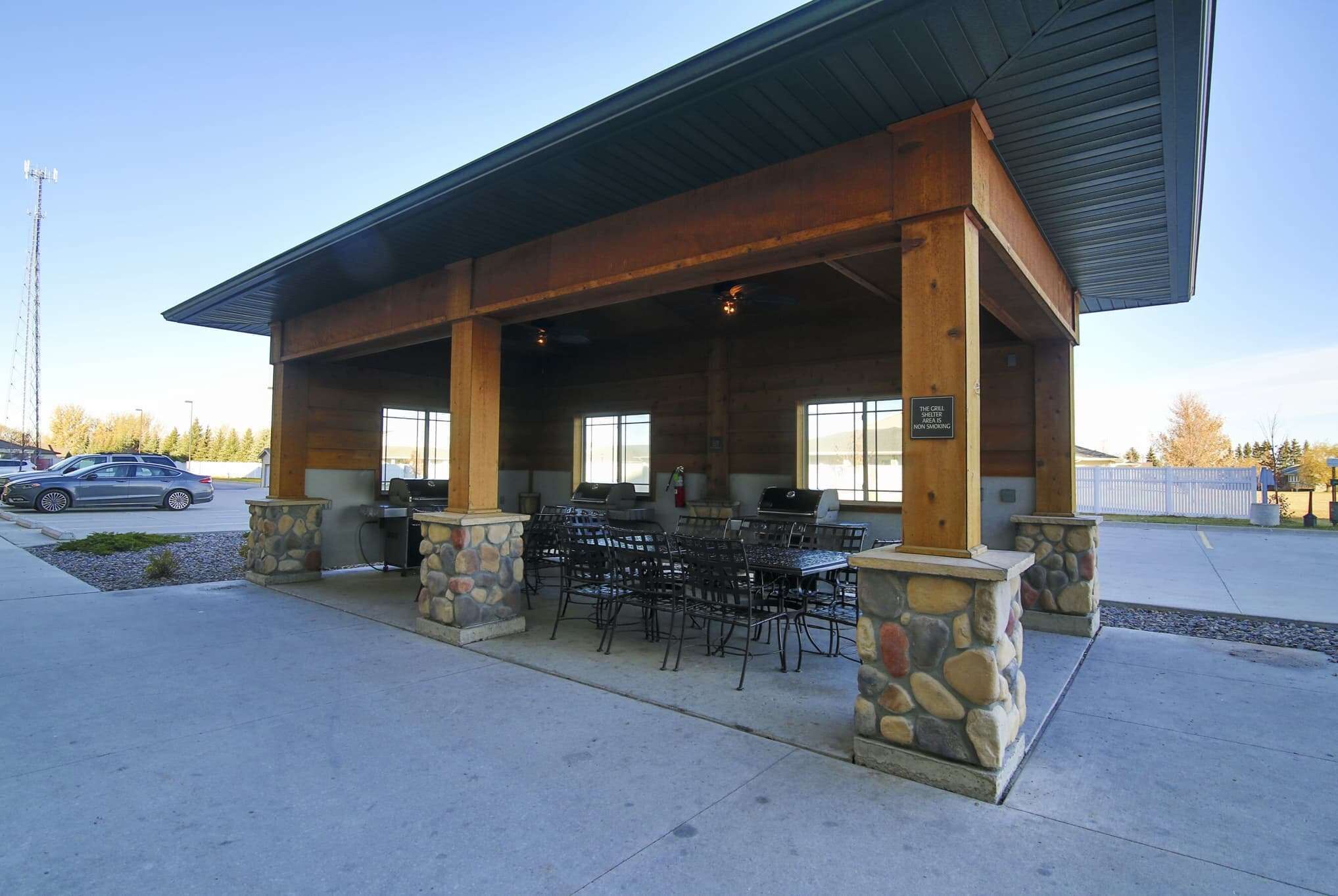 Grillaus-/piknikalue