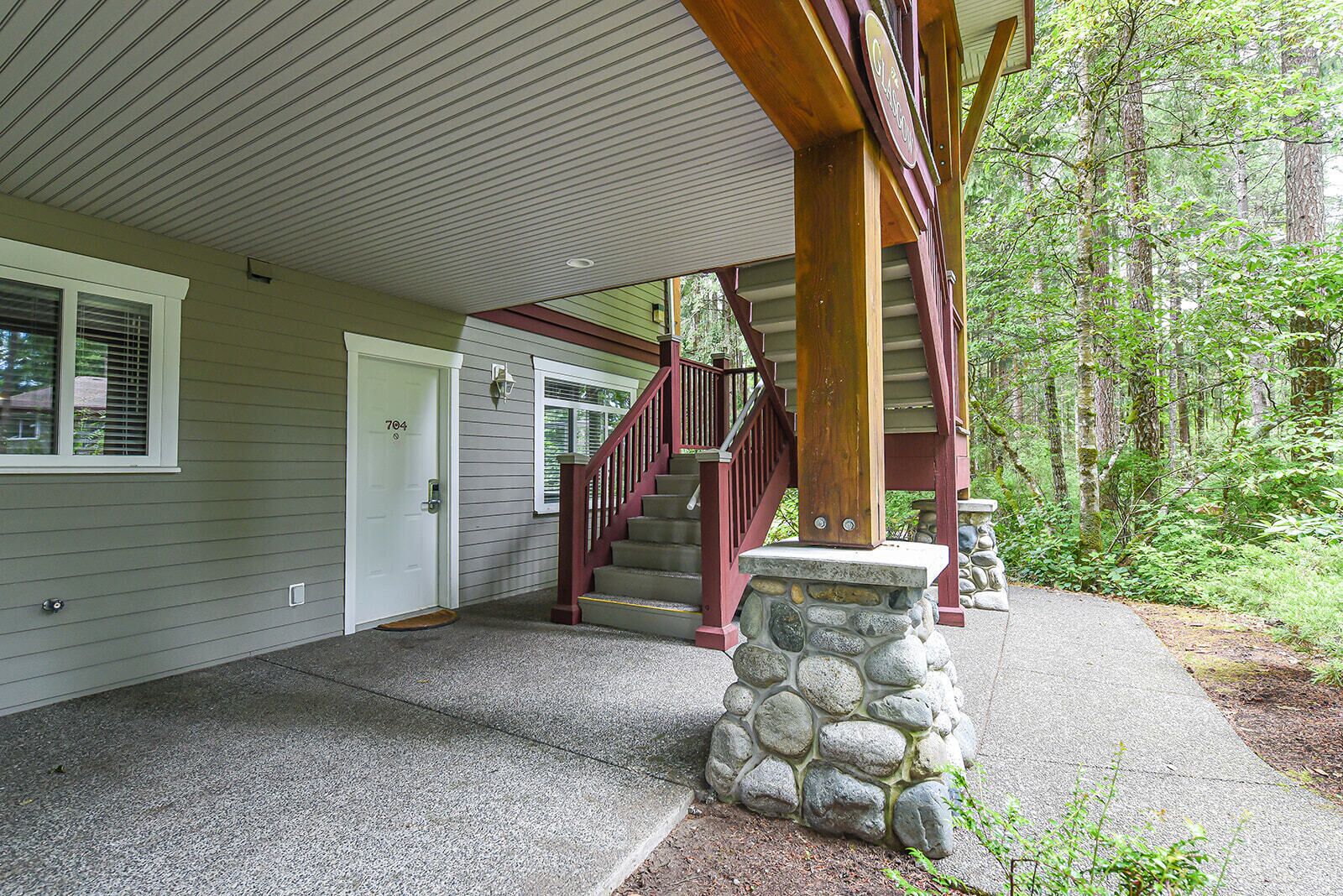 suite, 1 king bed with sofa bed, kitchen | terrace/patio