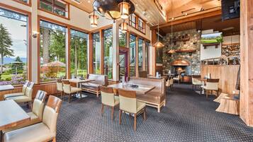 Breakfast, lunch, dinner served; garden views