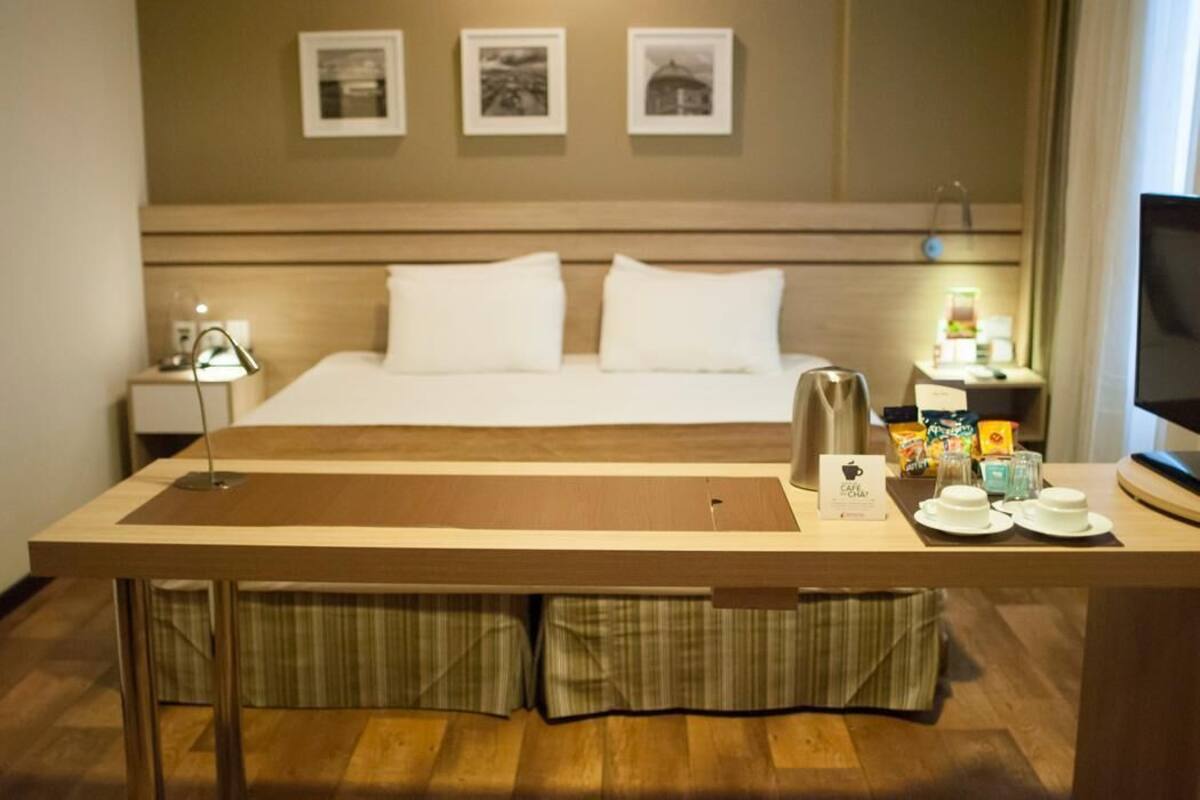 Minibar, in-room safe, desk, blackout drapes