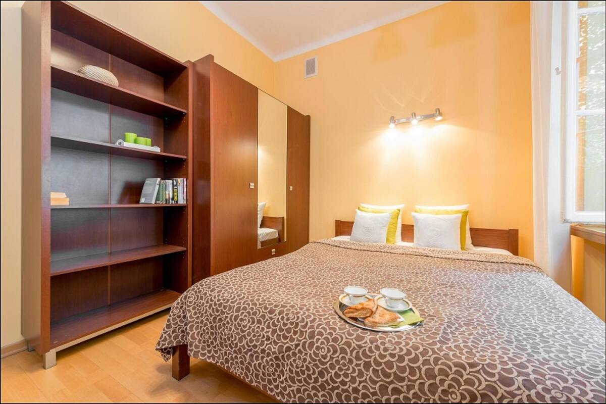 Apartment, 1 Bedroom (at 20/26 Piwna Street) | Desk, soundproofing, iron/ironing board, rollaway beds (surcharge)