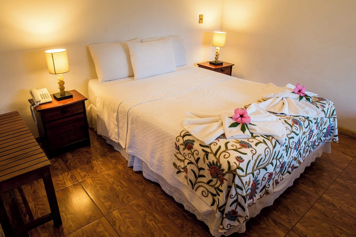 Premium bedding, pillowtop beds, in-room safe, individually decorated