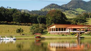 Área para churrasco/piquenique