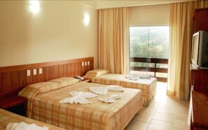 Minibar, coffres-forts dans les chambres, Internet gratuit par câble