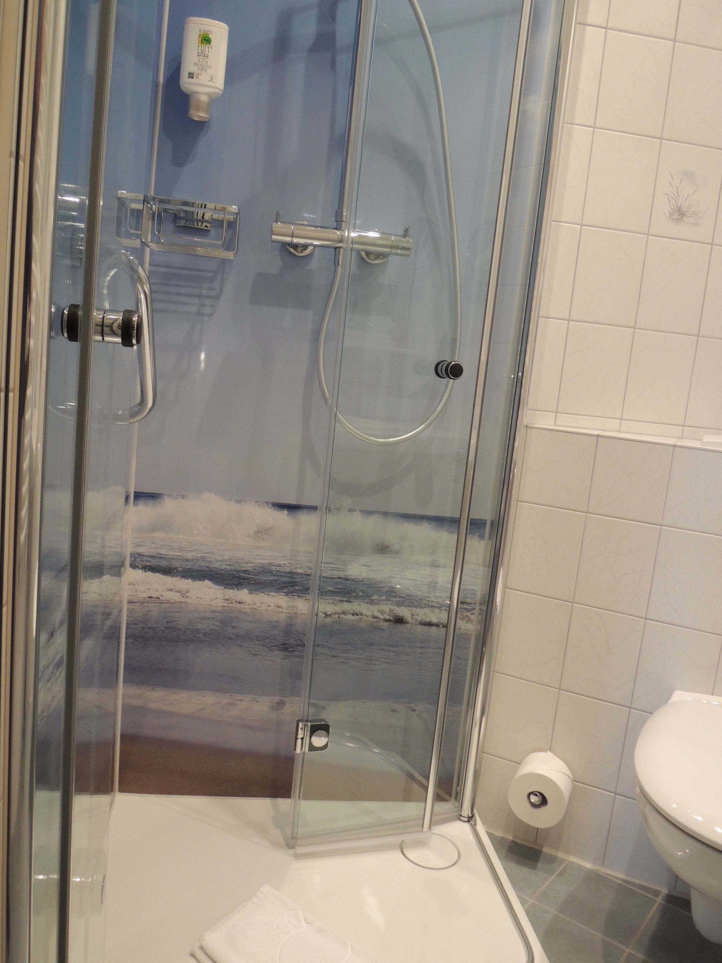 premium bedding, down duvets, pillow-top beds, in-room safe