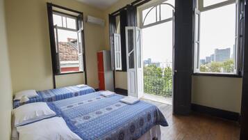 Triple Room | Minibar, in-room safe, free WiFi