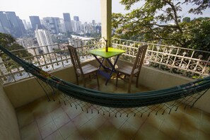 Suite, Balcony