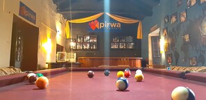 Billiards - Pirwa Colonial Hostel (Cusco)