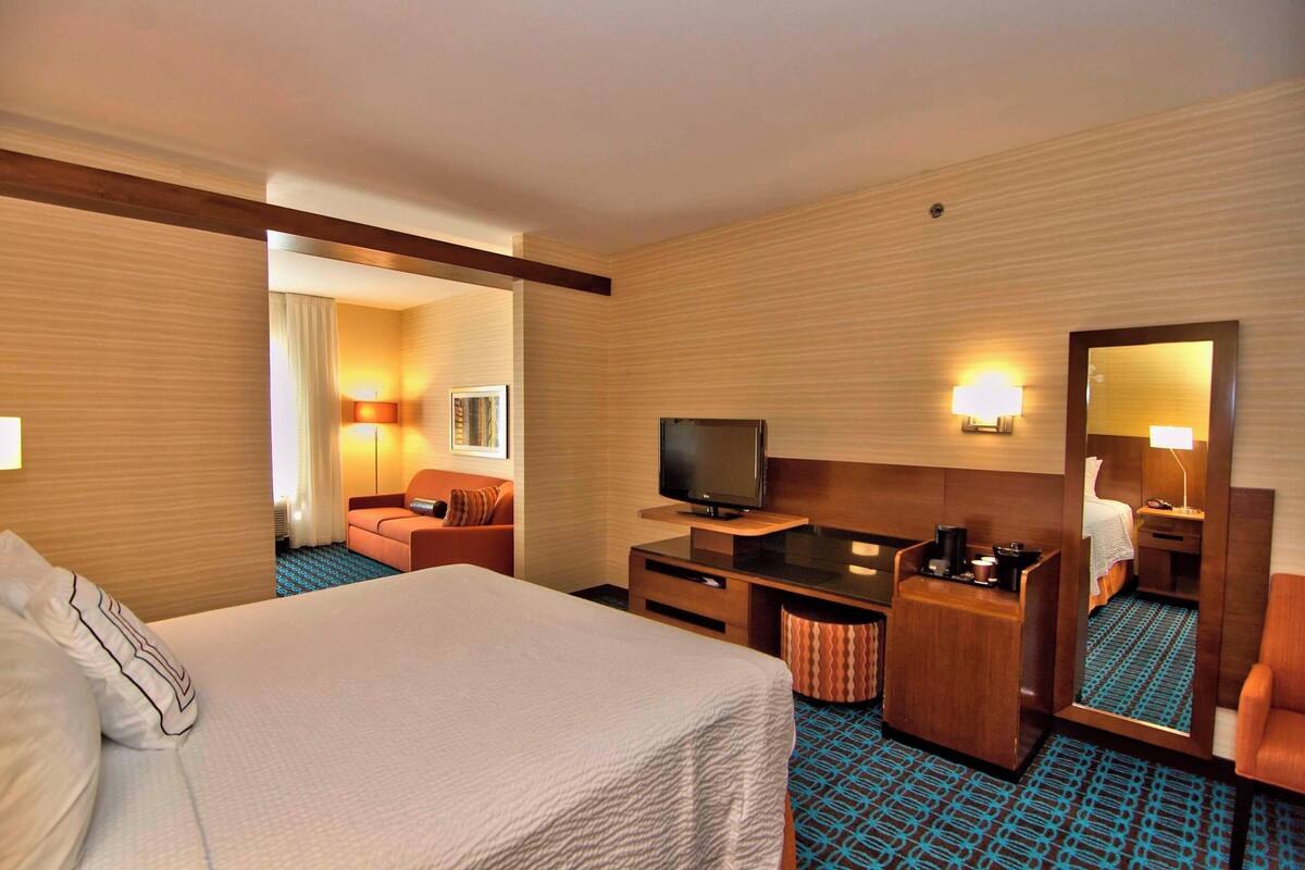 Premium bedding, pillow-top beds, in-room safe, desk