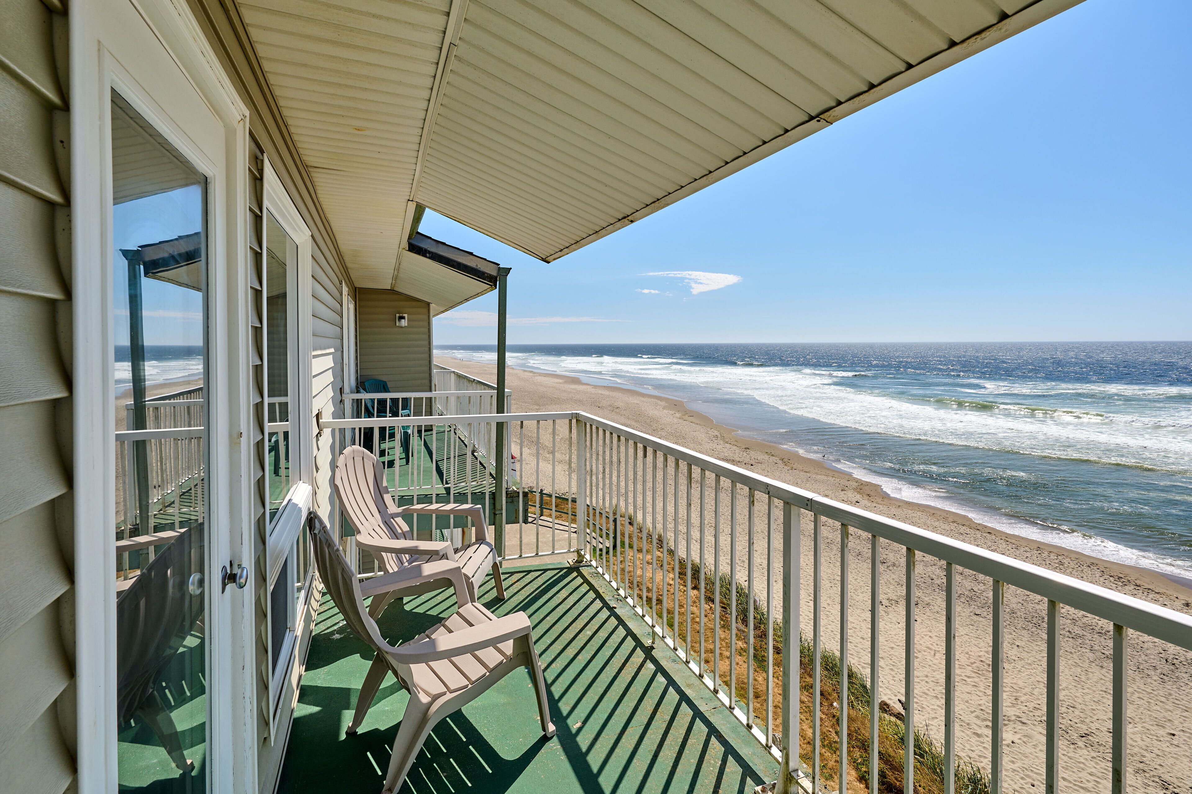 Family Suite, 1 Bedroom, Balcony, Ocean View | Terrace/patio