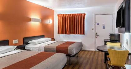 Motel 6 Baltimore, MD