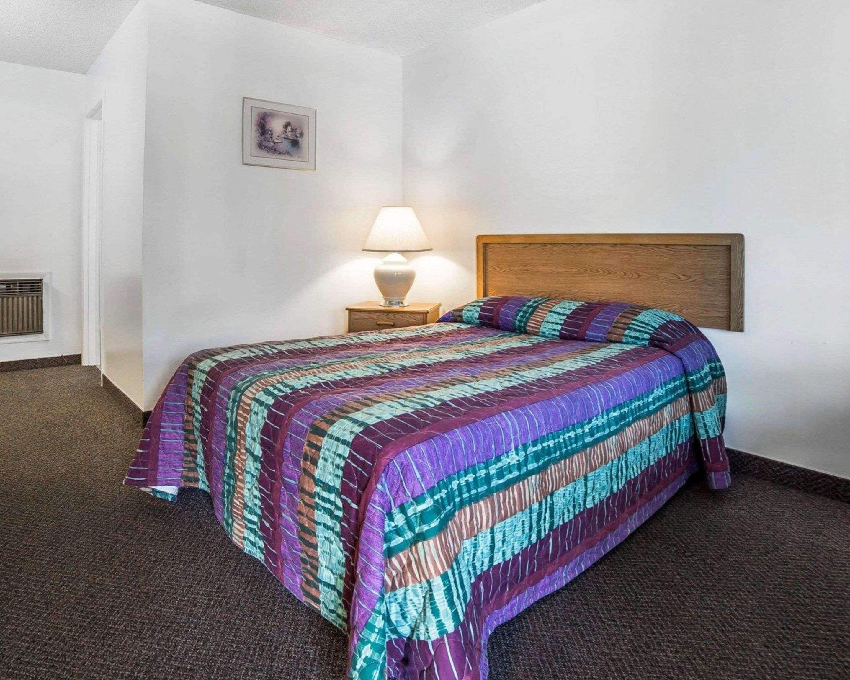 Wi-Fi gratis dan seprai linen