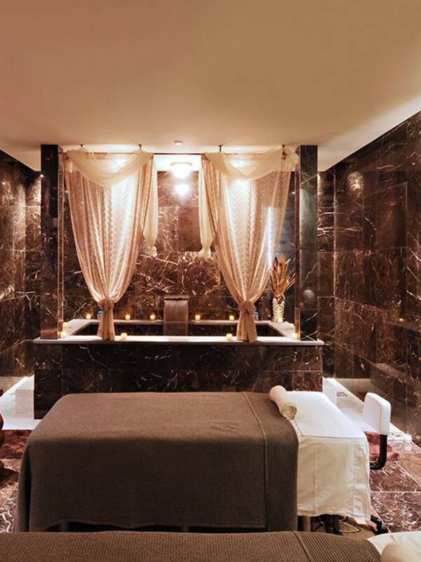 Sauna, hot tub, steam room, body treatments, hydrotherapy