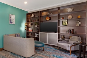 Lobby lounge - Best Western Plus Miami Airport North Hotel & Suites (Miami Springs)