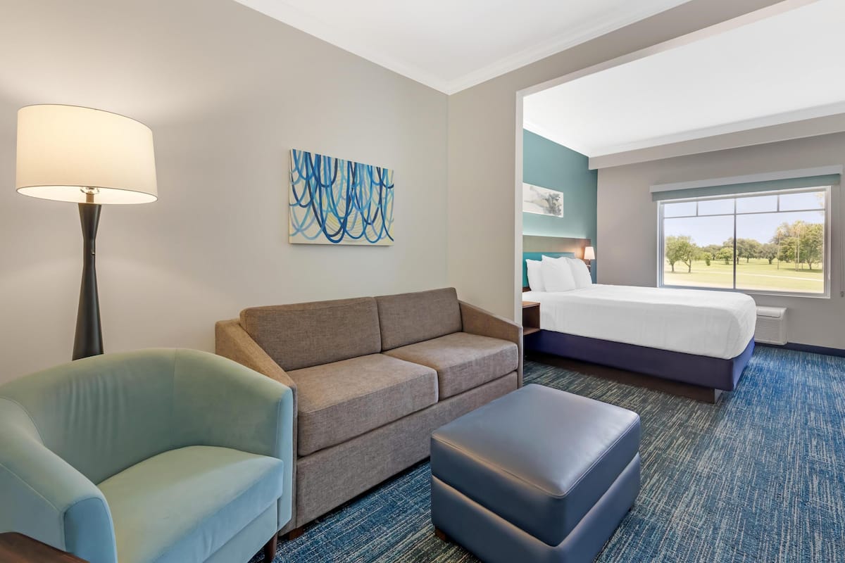 Pillow-top beds, desk, laptop workspace, iron/ironing board