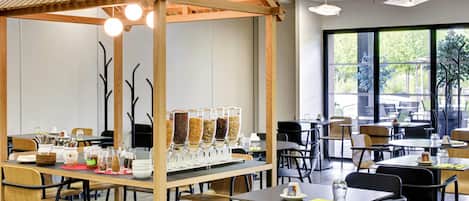 Desayuno buffet incluido todos los días