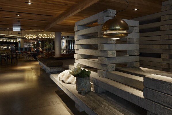 Concierge desk - Ovolo Canberra, a Wyndham Hotel (Canberra)