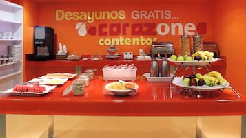 Free daily buffet breakfast