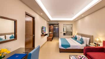 Superior Room, 1 King Bed, Balcony | Down duvets, pillow-top beds, minibar, in-room safe