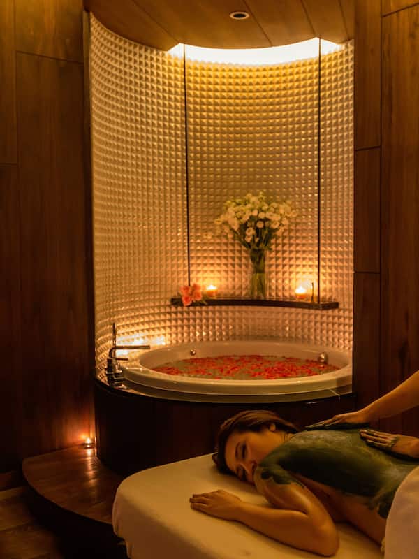 Espace de soins pour les couples, soins corporels, soins d'hydrothérapie