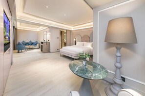 Privilege, Suite, 1 très grand lit | Vue de la chambre