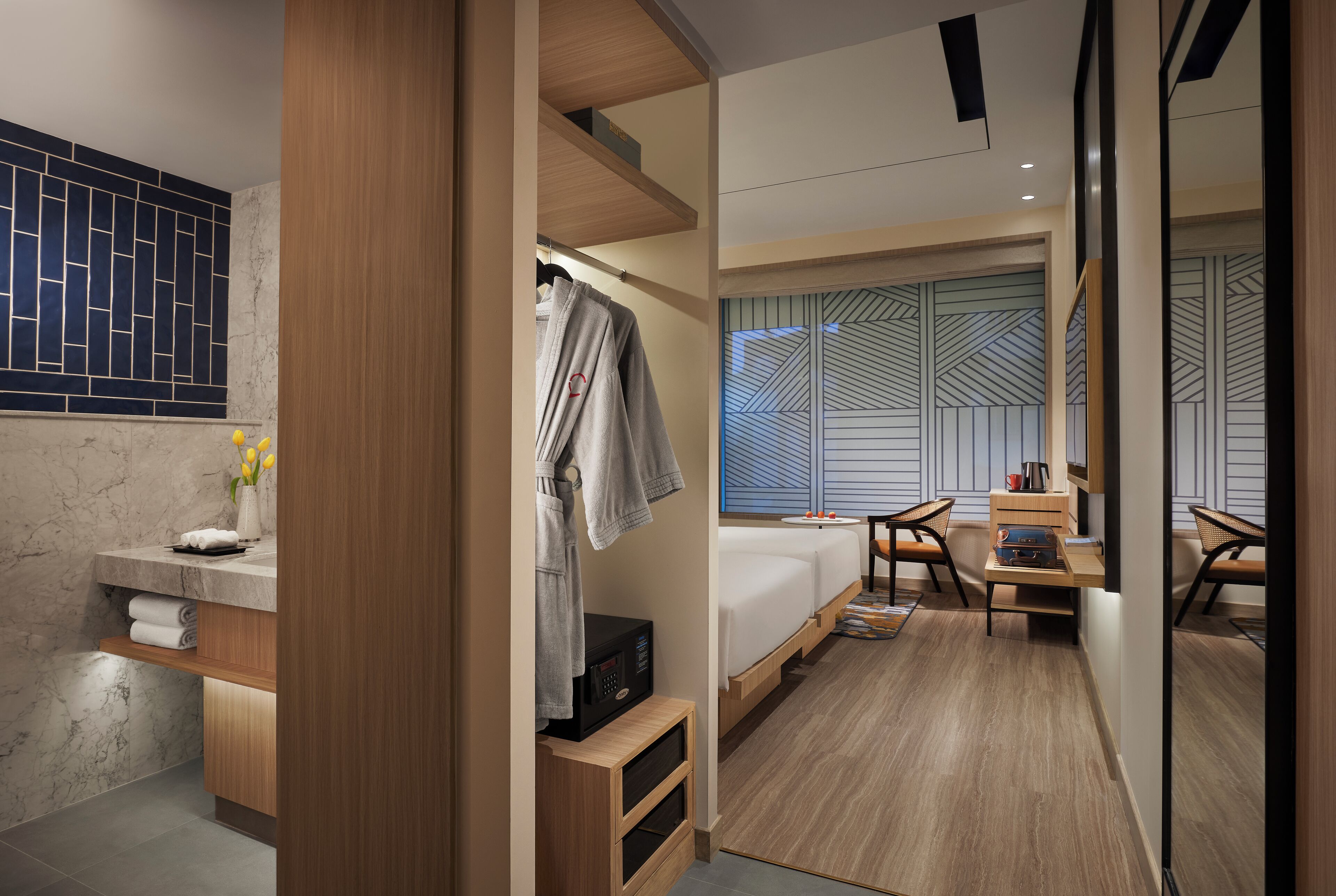 Room, 2 Single Beds | Premium bedding, minibar, in-room safe, individually furnished