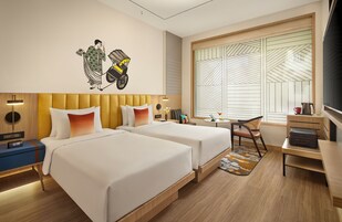 Quarto, 2 camas de solteiro | Roupas de cama premium, frigobar, cofres nos quartos