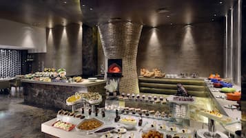 Breakfast (INR 750 per person)