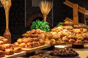 Daily buffet breakfast (EUR 25 per person)