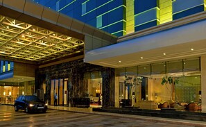 Exterior - Radisson Blu Jaipur (Jaipur)
