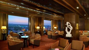 2 bars/lounges - Radisson Blu Jaipur (Jaipur)