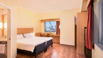 Down duvets, in-room safe, desk, soundproofing