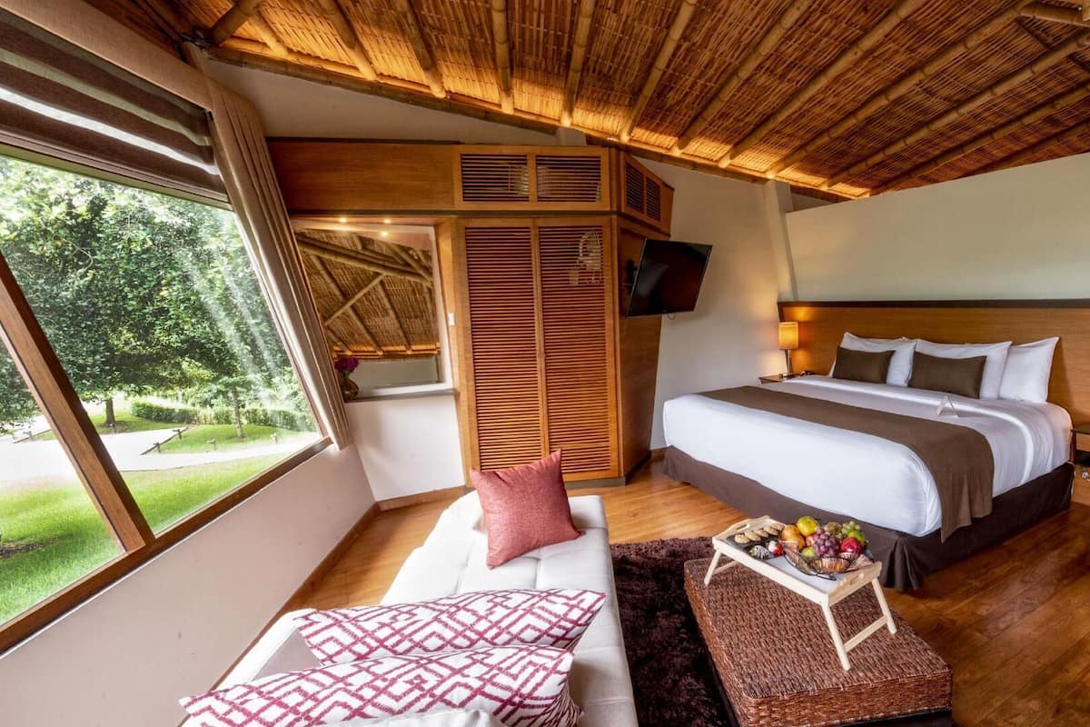 1 bedroom, minibar, in-room safe, desk