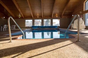Interior entrance - Boarders Inn & Suites by Cobblestone Hotels - Wautoma (Wautoma)
