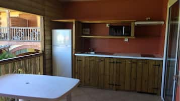 Studio Panoramique | Literie de qualité supérieure, coffres-forts dans les chambres, bureau