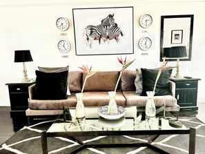 デラックス スタジオ | リビング エリア | スマートテレビ、Netflix、ストリーミングサービス