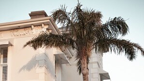 Front of property - Noah House (Cape Town)
