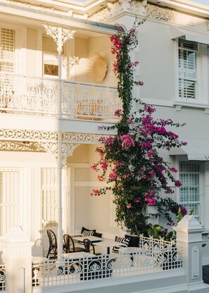 Free daily cooked-to-order breakfast  - Noah House (Cape Town)