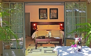 Standard Room | Egyptian cotton sheets, Select Comfort beds, in-room safe