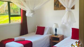 1 bedroom, in-room safe, desk, blackout curtains