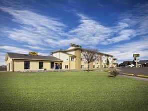 Exterior - Budget Inn Express (Gillette)