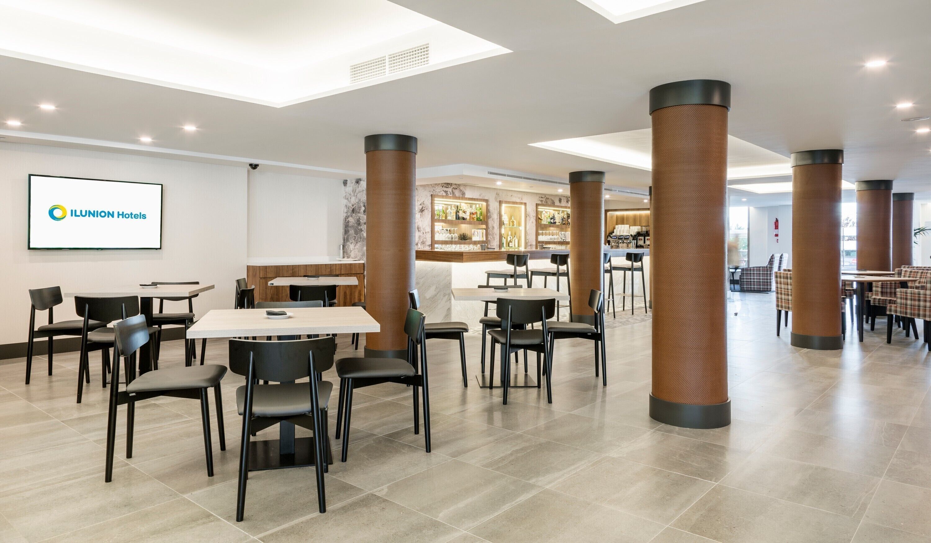 Photo - Hotel Ilunion Las Lomas