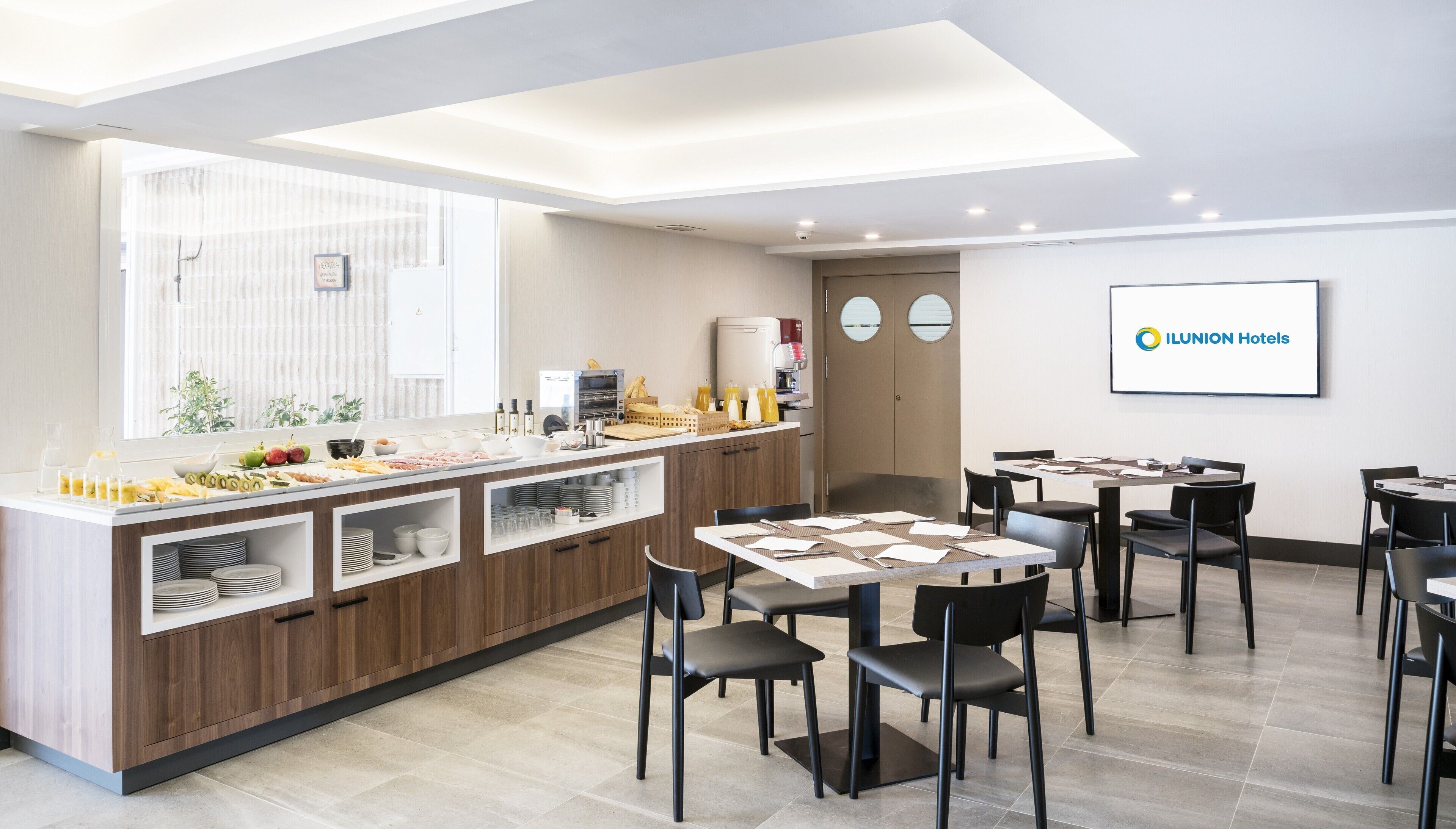 Photo - Hotel Ilunion Las Lomas